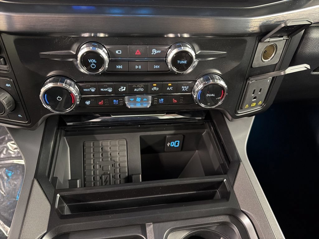 New 2026 Ford F250 Lariat w/ Lariat Premium Package AWD/4WD image 13