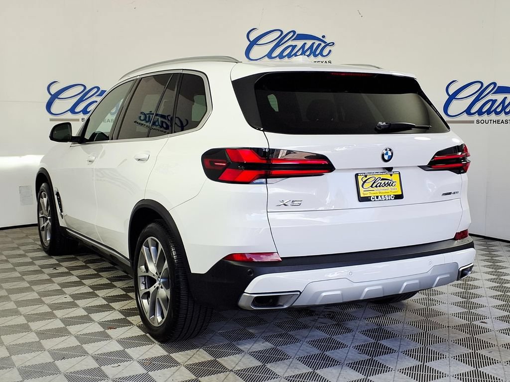 Used 2025 BMW X5 sDrive40i w/ Premium Package RWD image 2
