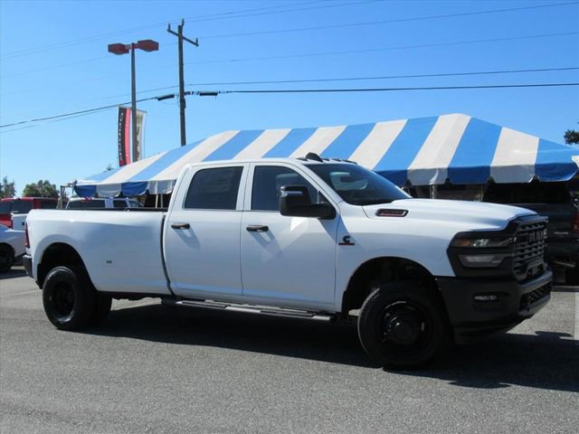 New 2026 RAM 3500 Tradesman image 2