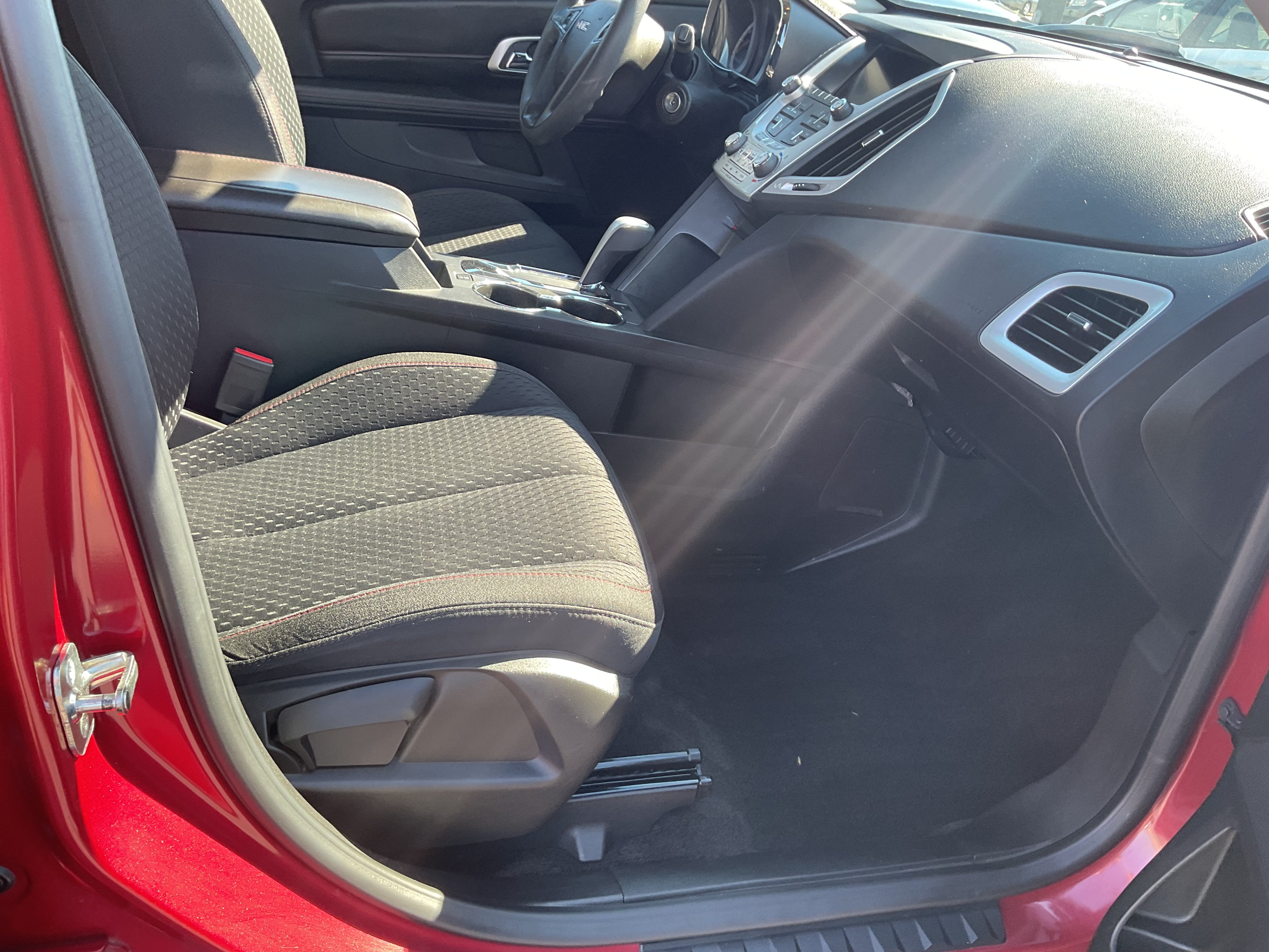 Used 2014 GMC Terrain SLE FWD image 11
