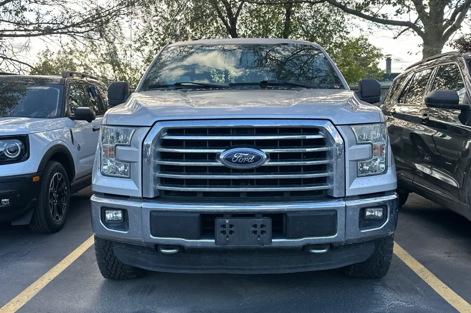 Used 2015 Ford F150 XLT w/ Equipment Group 302A Luxury AWD/4WD image 2