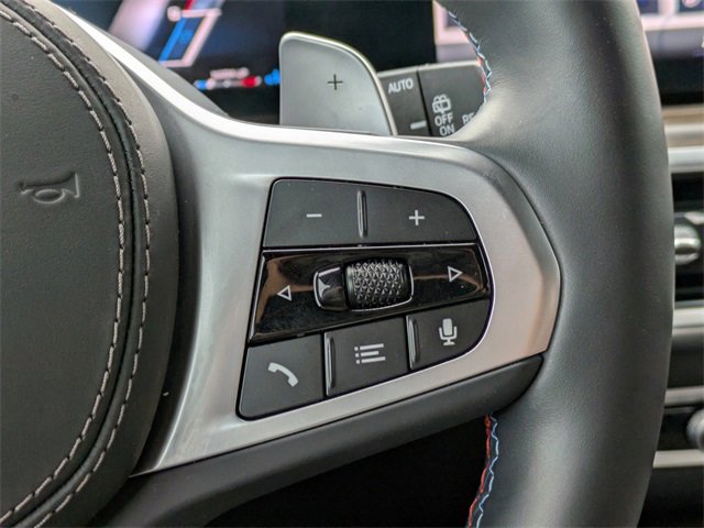 Used 2025 BMW X7 M60i w/ M Sport Professional Package image 29