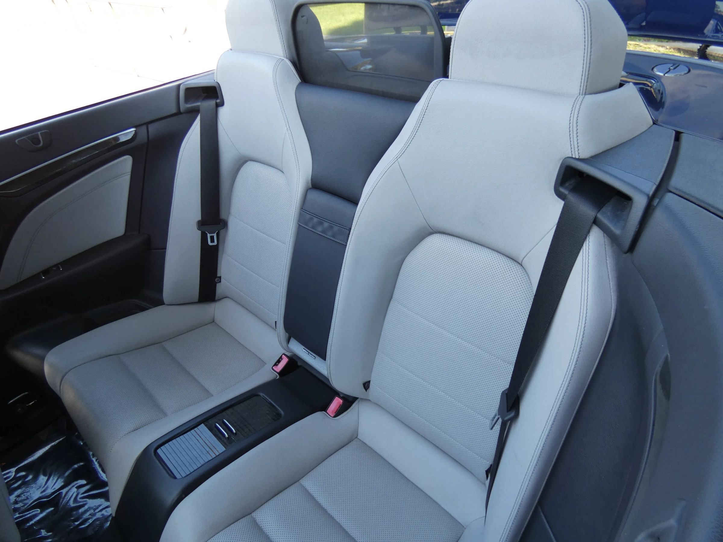Used 2014 Mercedes-Benz E 350 Cabriolet w/ Premium 1 Package image 44