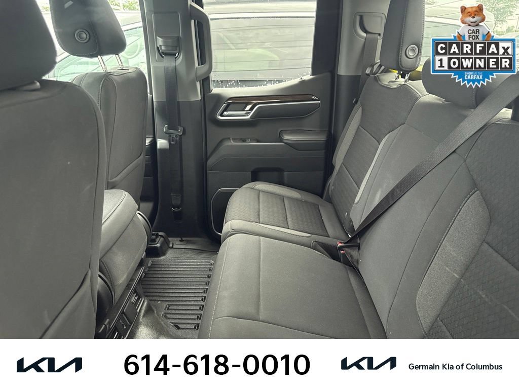 Used 2023 Chevrolet Silverado 1500 LT AWD/4WD image 9