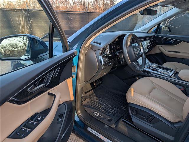 Used 2022 Audi Q7 3.0T Premium Plus w/ Premium Plus Package image 28