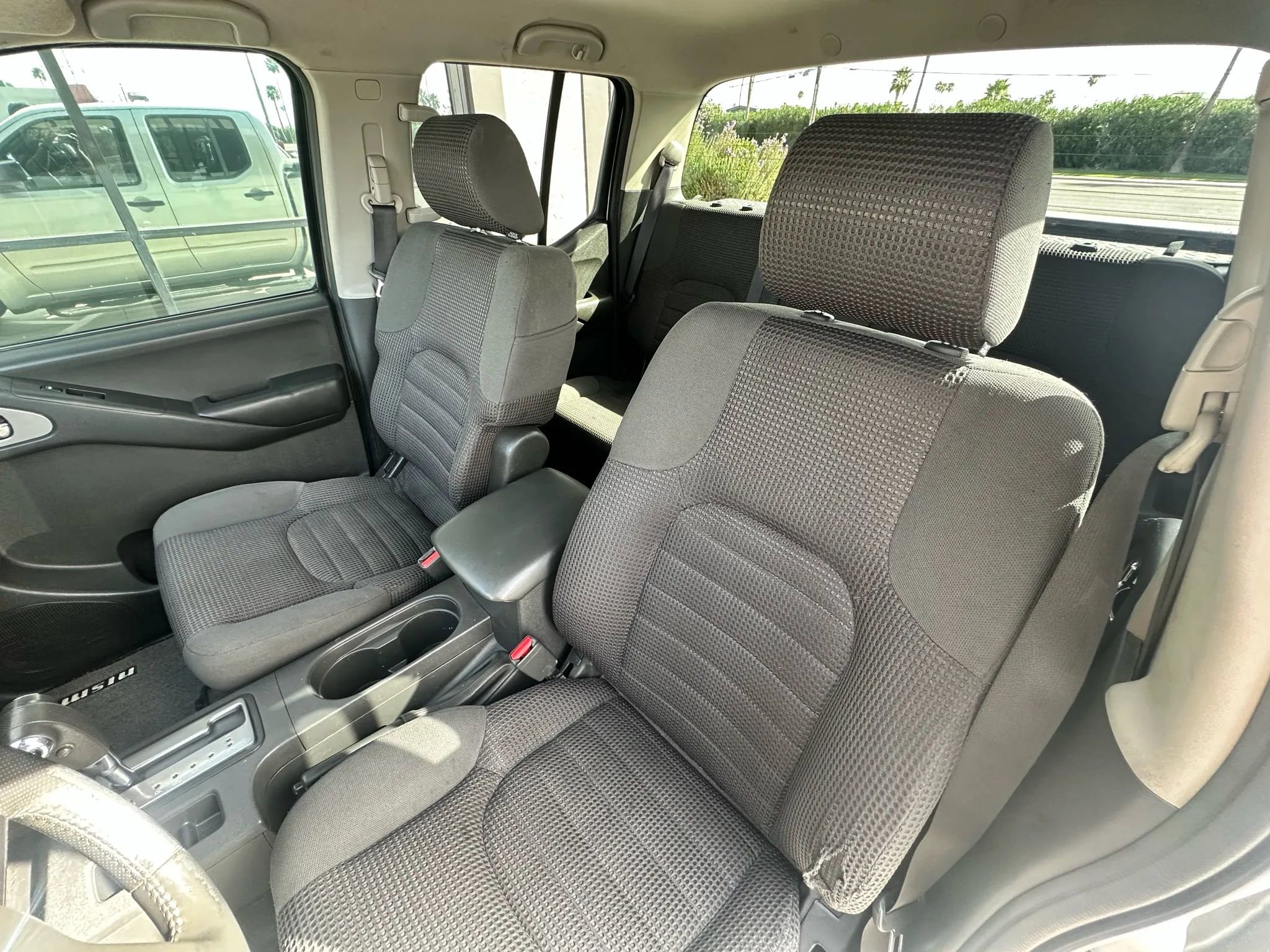 Used 2005 Nissan Frontier NISMO image 19