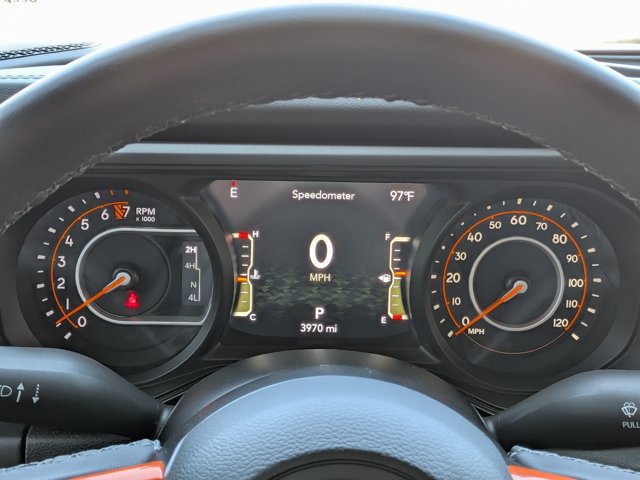 Used 2025 Jeep Gladiator Mojave AWD/4WD image 26