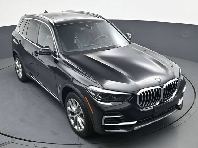 Used 2022 BMW X5 xDrive40i w/ Premium Package AWD/4WD image 28