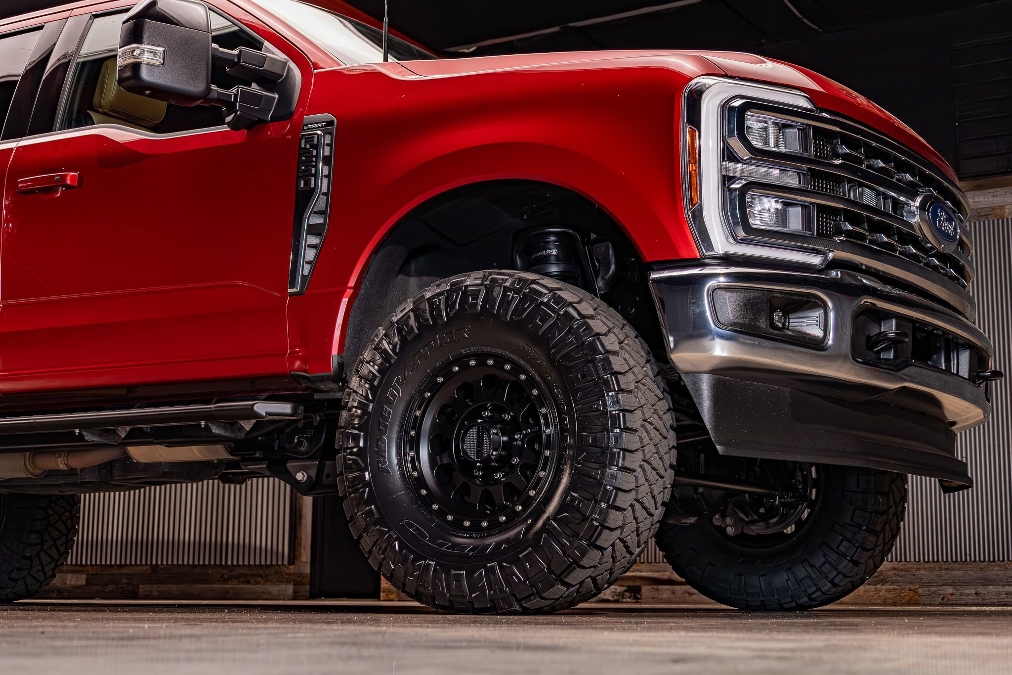 Used 2025 Ford F250 Lariat image 12