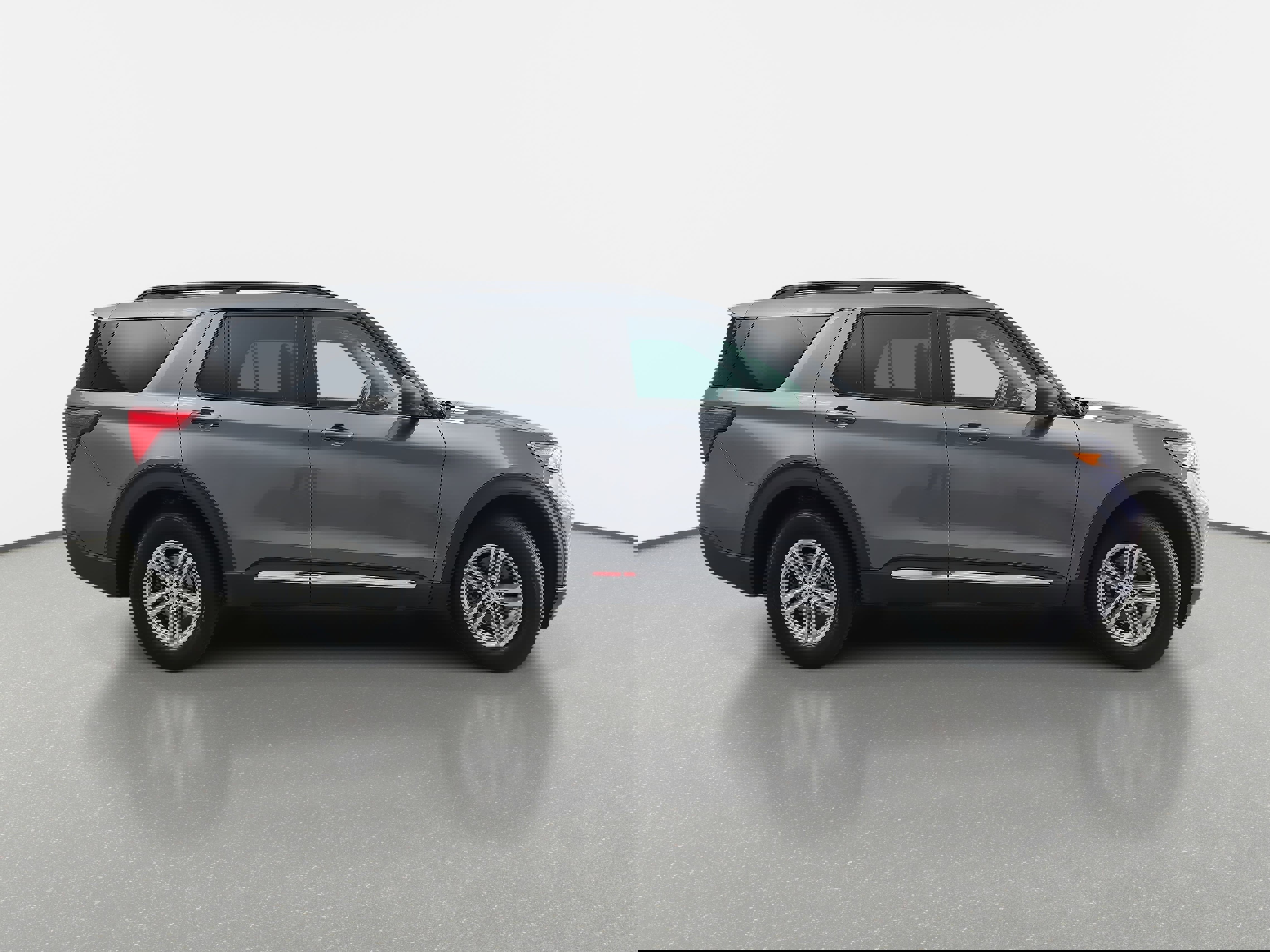 Used 2022 Ford Explorer XLT w/ Class IV Trailer Tow Package image 4