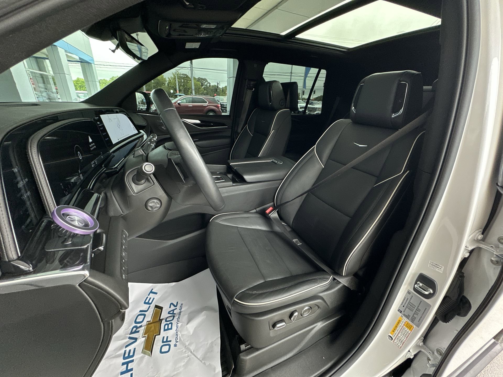 Used 2023 Cadillac Escalade Sport w/ LPO, ONYX Package AWD/4WD image 20