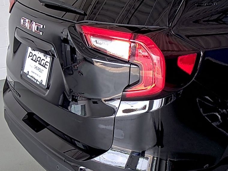 Used 2022 GMC Terrain SLT w/ Tech Package image 15