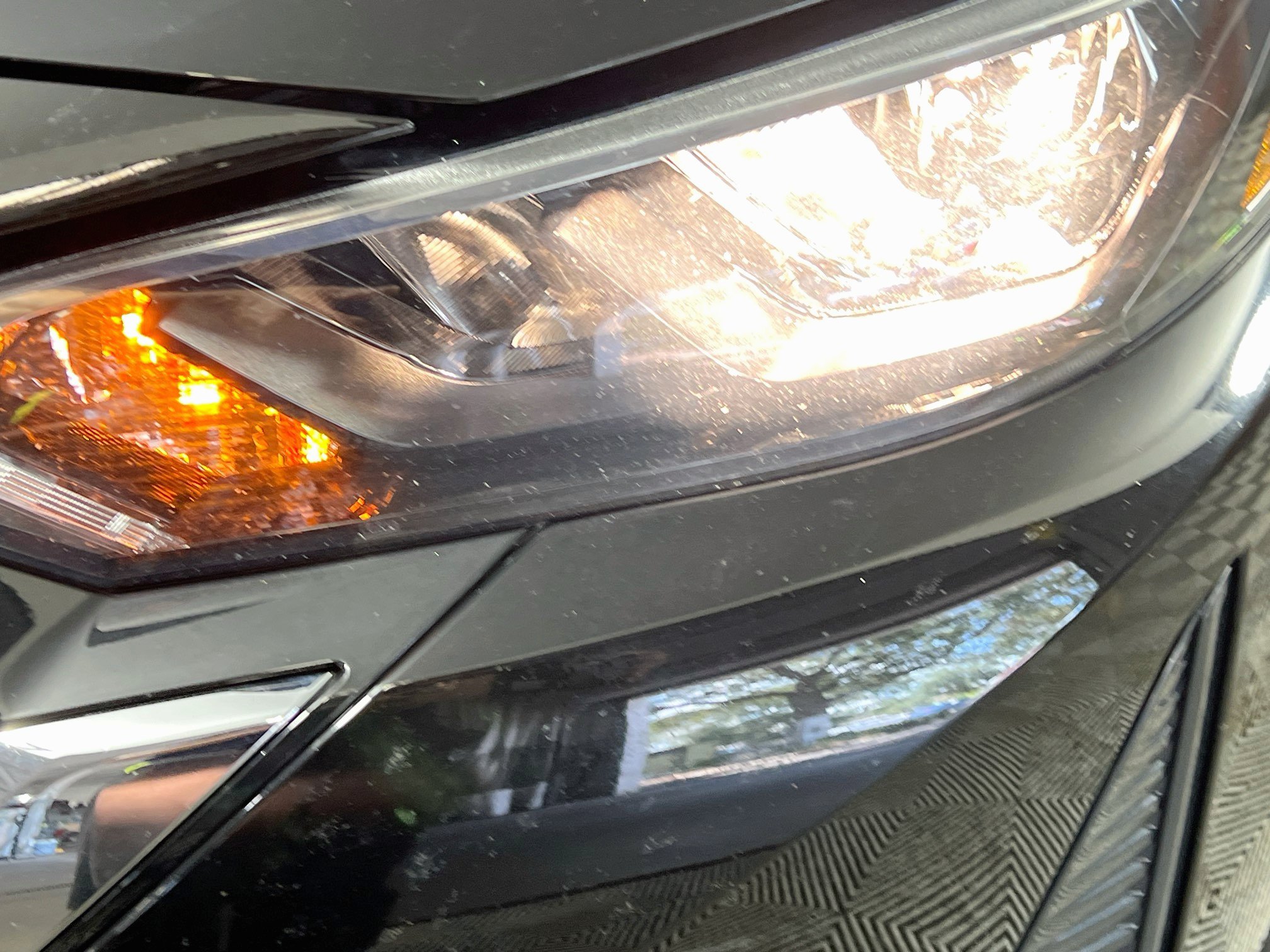 Used 2025 Nissan Sentra SV FWD image 12