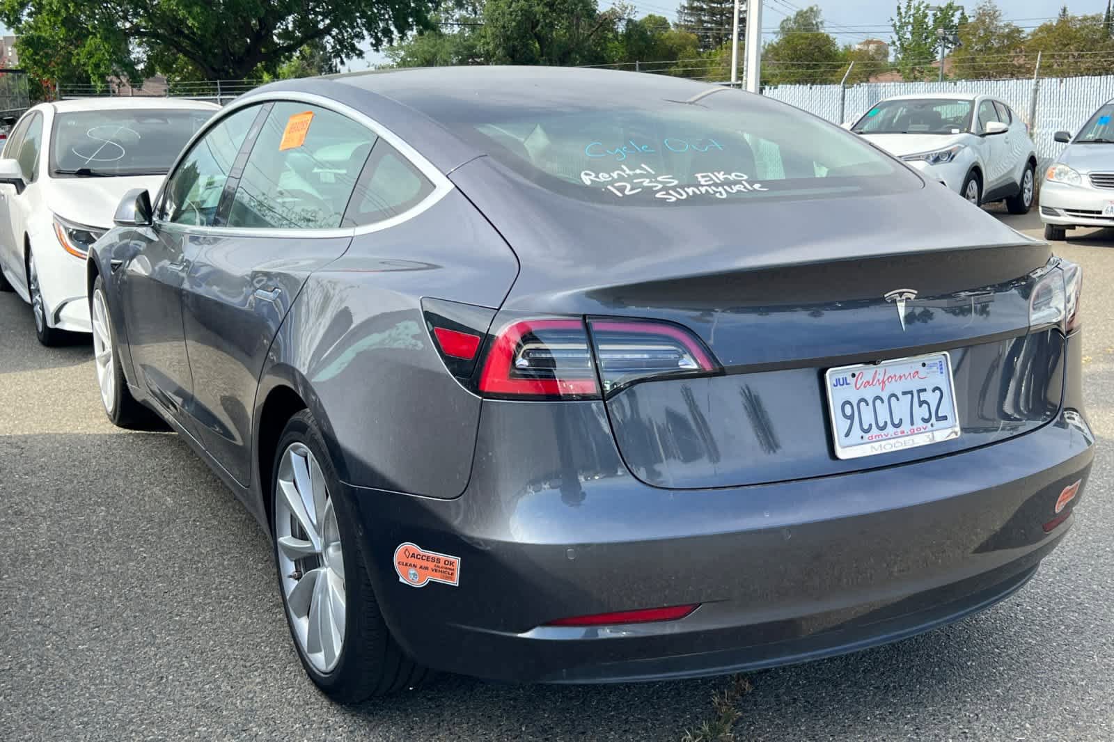 Used 2019 Tesla Model 3 Standard Range image 6