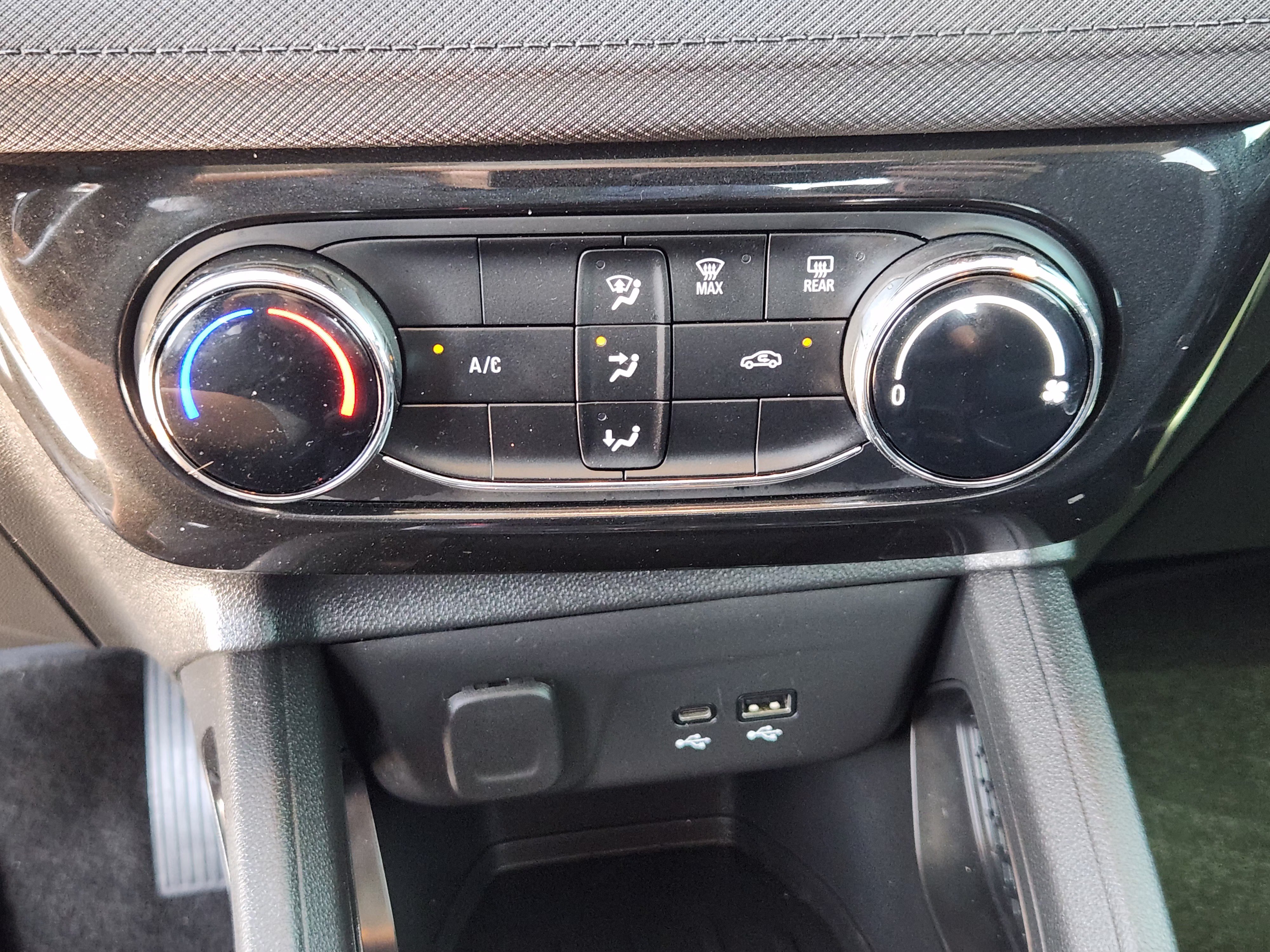 Used 2024 Chevrolet TrailBlazer LT w/ Driver Confidence Package FWD image 20