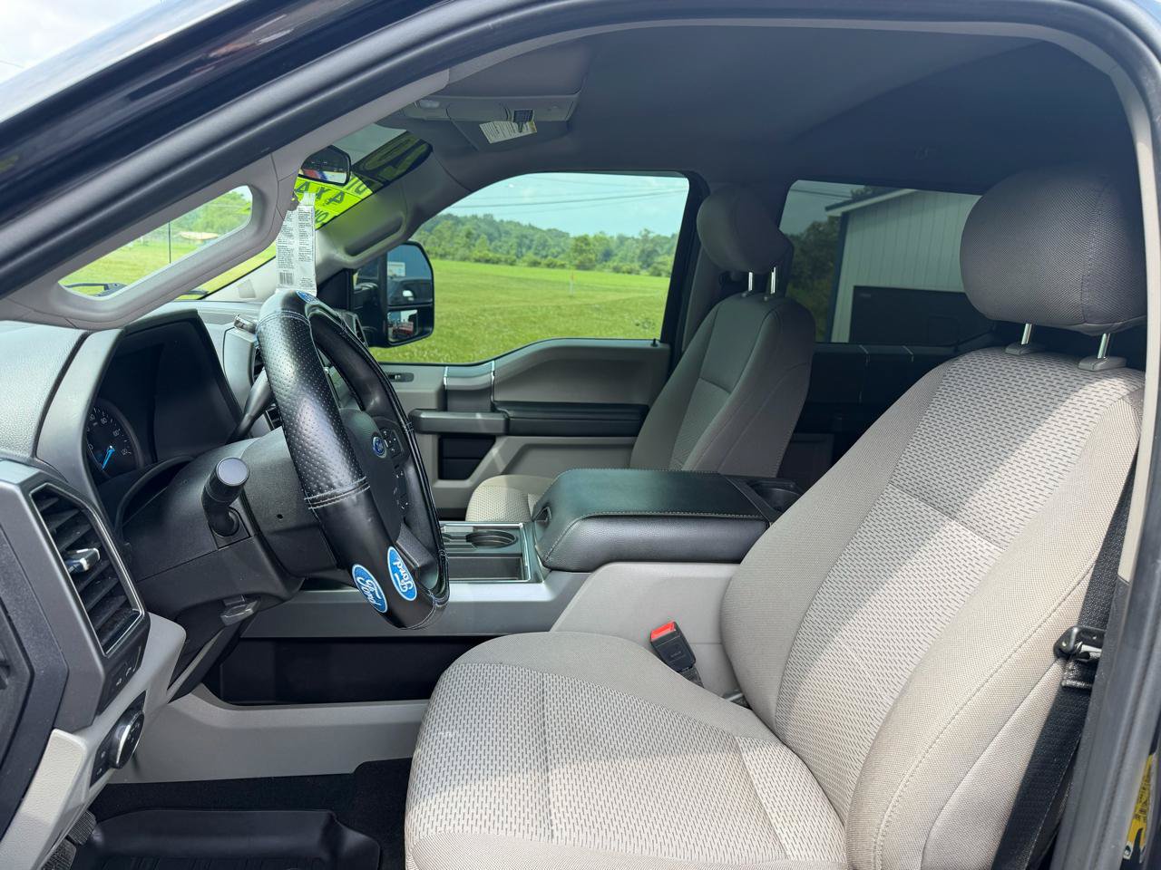 Used 2020 Ford F250 XLT w/ XLT Premium Package AWD/4WD image 26