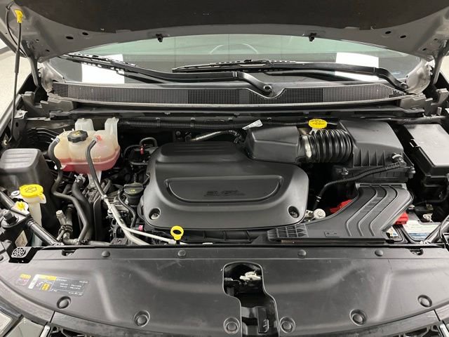 Used 2023 Chrysler Pacifica Limited FWD image 65