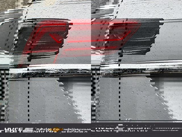 Used 2021 Volkswagen Atlas Cross Sport SE image 11