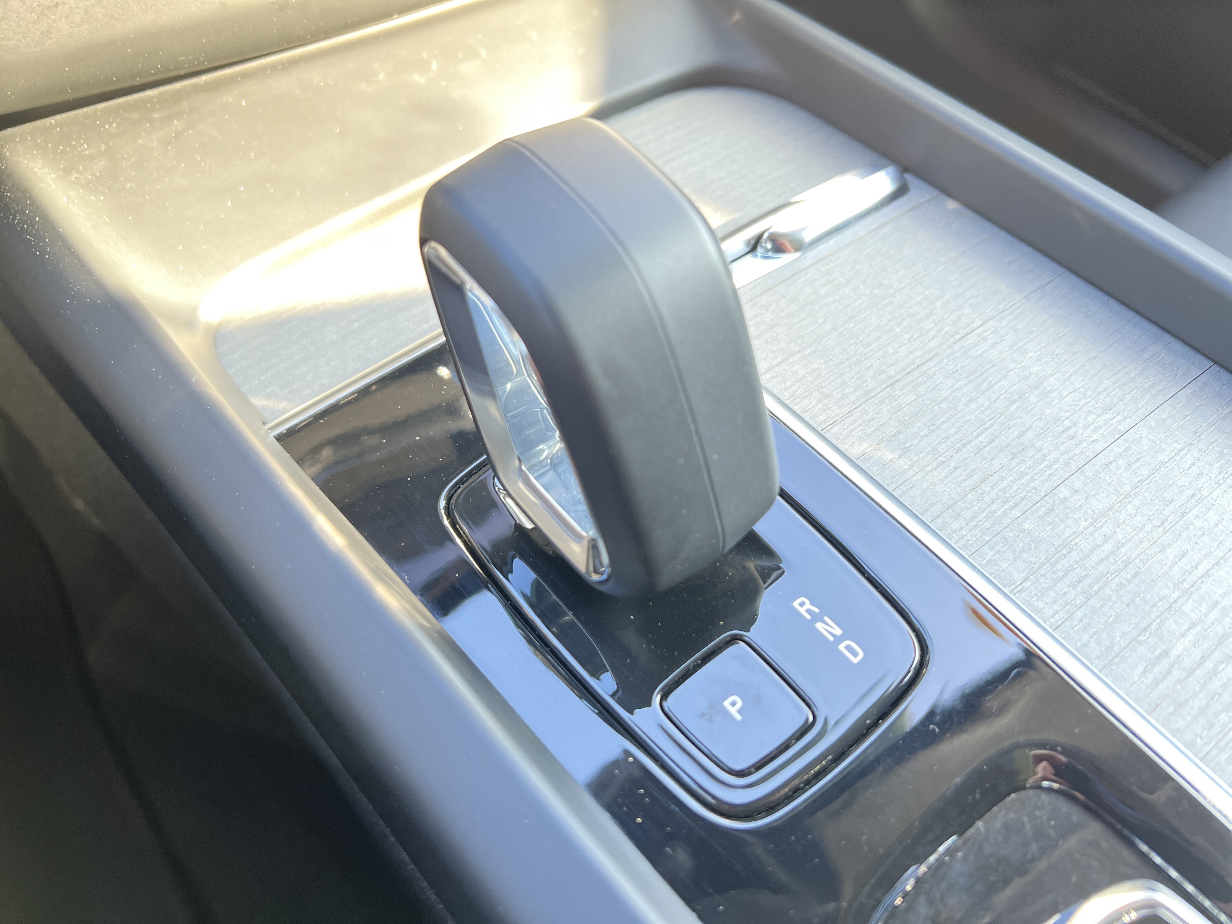 Used 2025 Volvo XC60 B5 Plus w/ Climate Package image 26