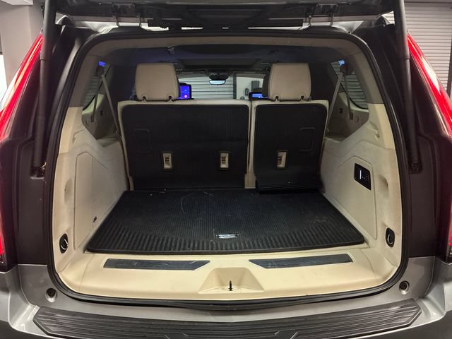 Certified 2025 Cadillac Escalade ESV Sport Platinum w/ LPO, Floor Liner Package AWD/4WD image 24