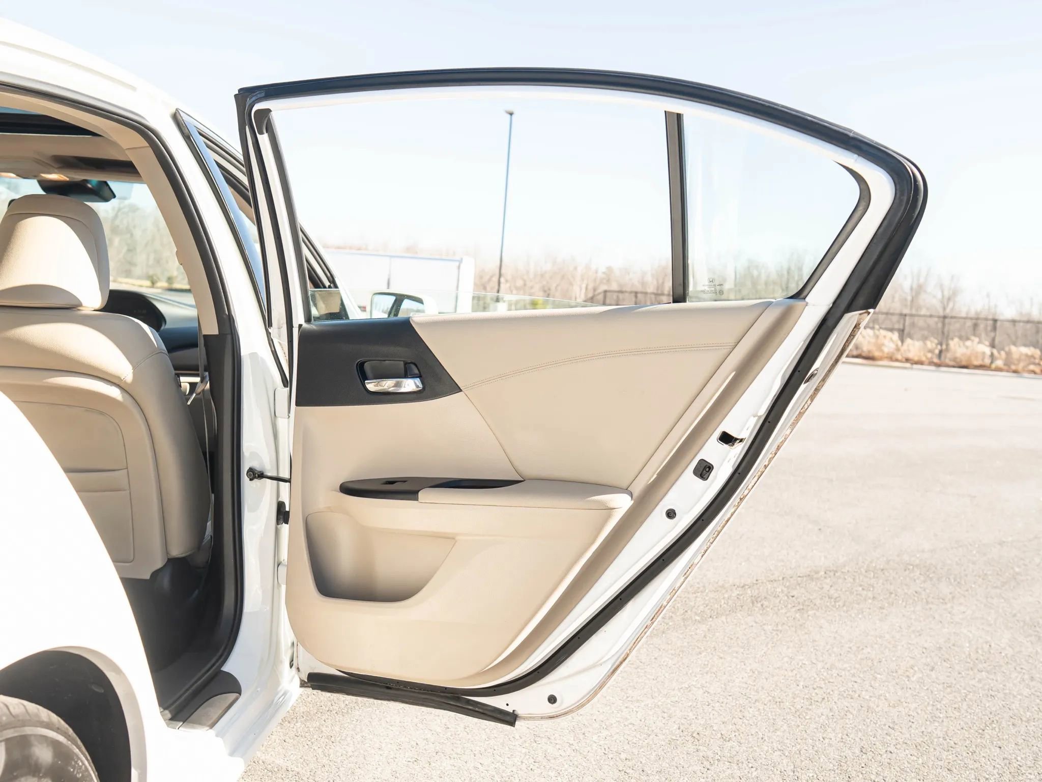 Used 2013 Honda Accord EX-L image 49