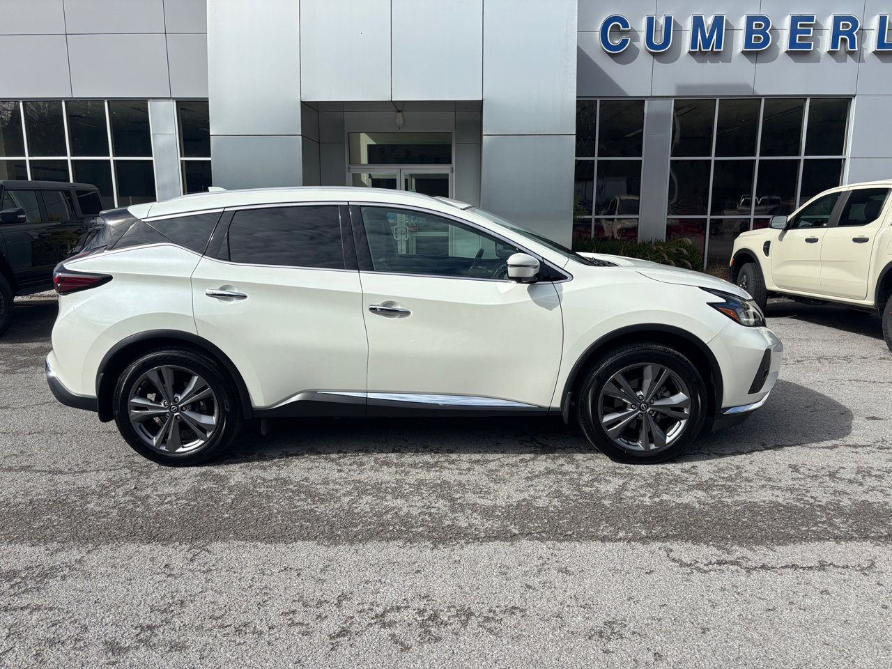 Used 2024 Nissan Murano Platinum w/ Cargo Package image 5