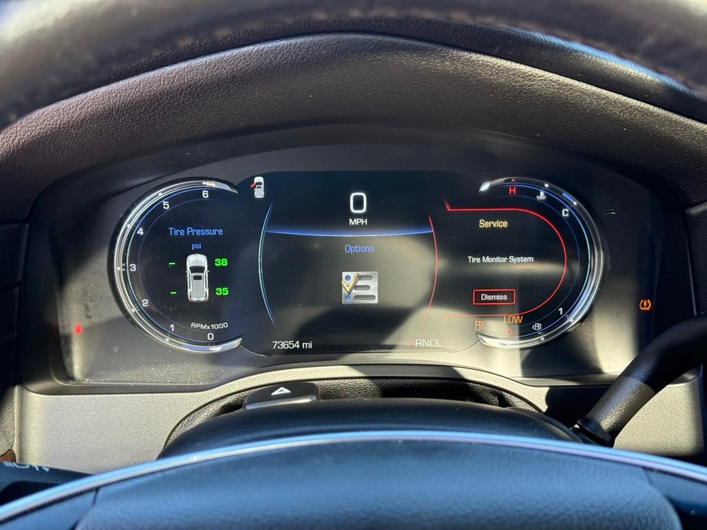 Used 2019 Cadillac Escalade Luxury AWD/4WD image 17