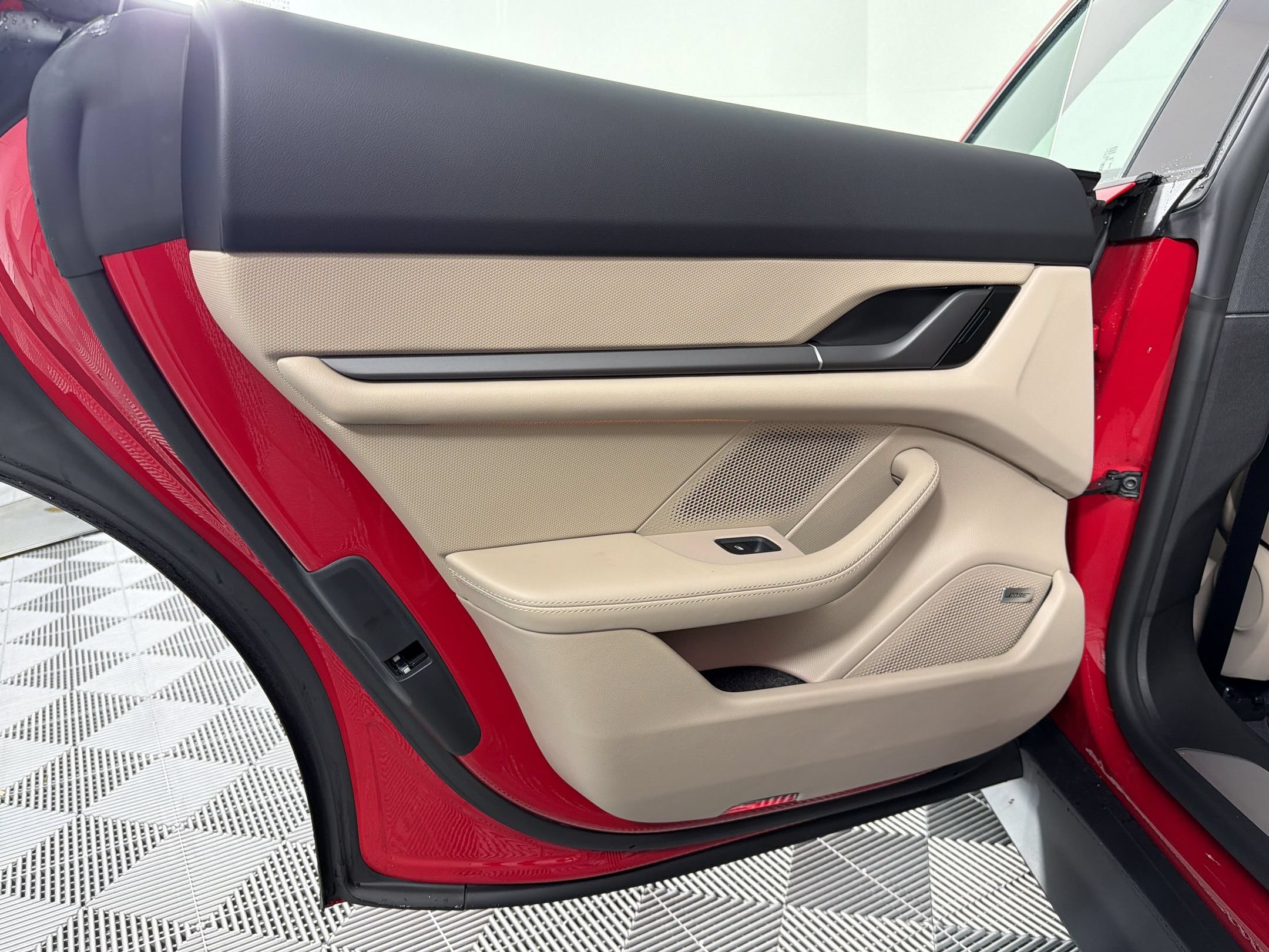 New 2026 Porsche Taycan AWD/4WD image 28