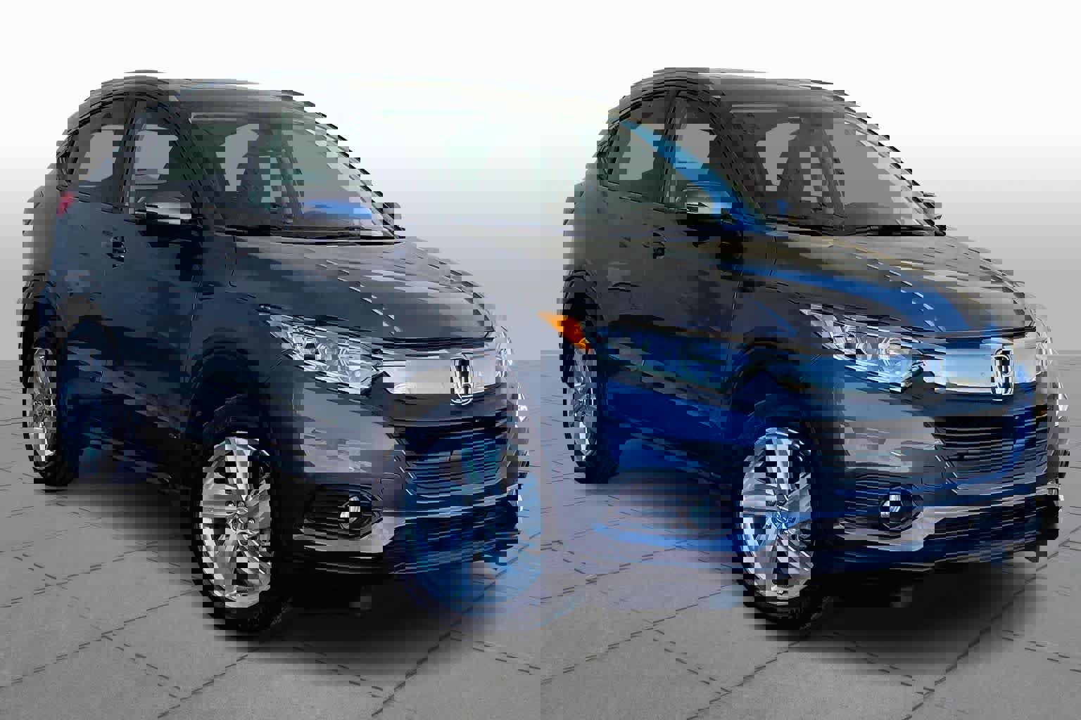 Used 2019 Honda HR-V EX image 3