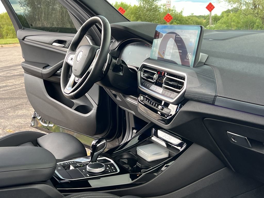 Used 2023 BMW X3 xDrive30i w/ Premium Package image 30