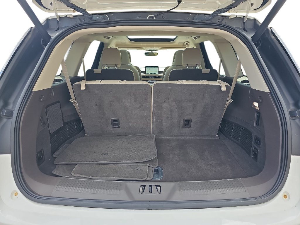 Used 2022 Lincoln Aviator Reserve w/ Equipment Group 201A AWD/4WD image 30