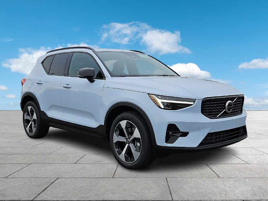 New 2026 Volvo XC40 B5 Plus w/ Protection Package Premier AWD/4WD image 1