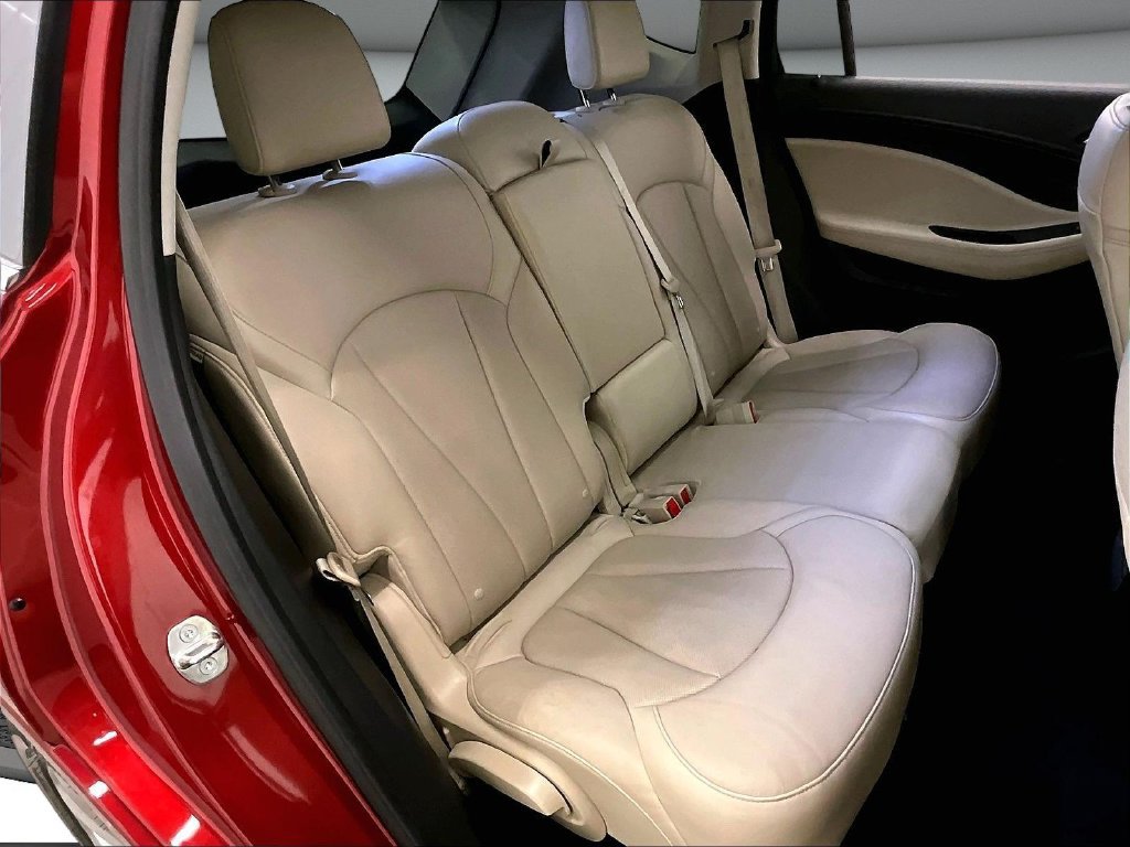 Used 2019 Buick Envision Essence AWD/4WD image 24
