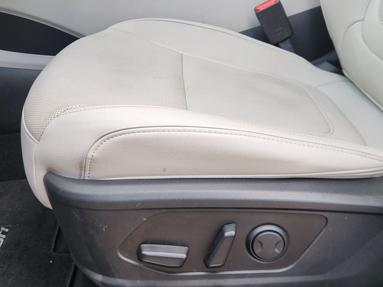 Used 2022 Hyundai Tucson SEL w/ Convenience + Premium Package FWD image 22