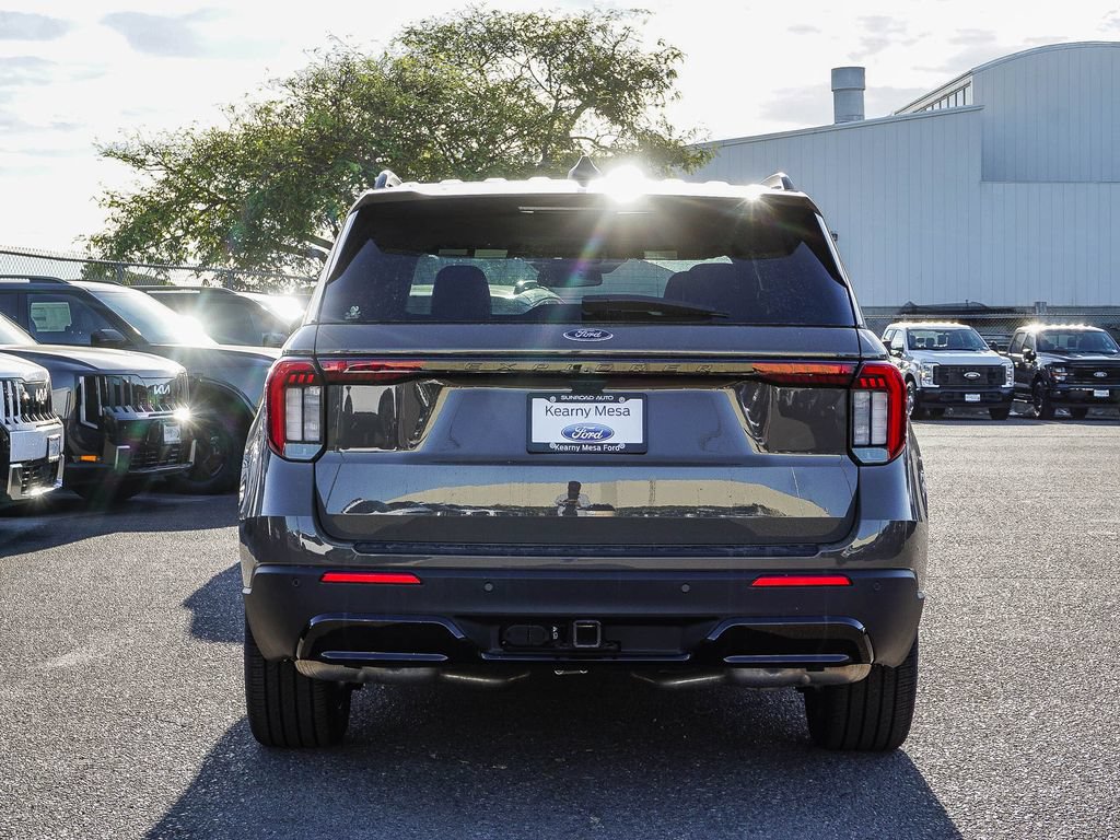 New 2026 Ford Explorer ST-Line w/ ST-Line Street Pack RWD image 5