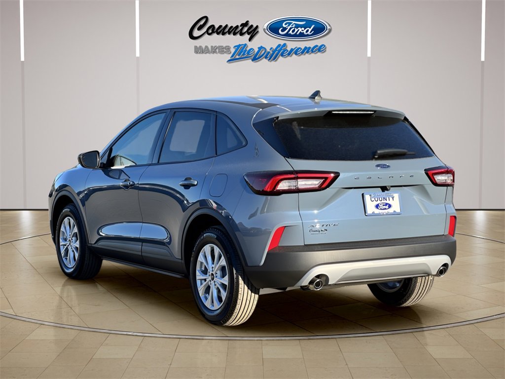 New 2026 Ford Escape Active image 9