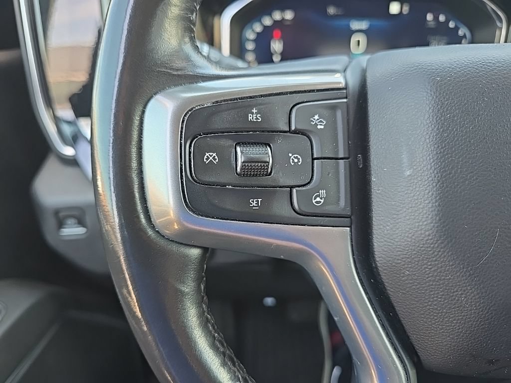 Used 2022 Chevrolet Silverado 1500 LT AWD/4WD image 17