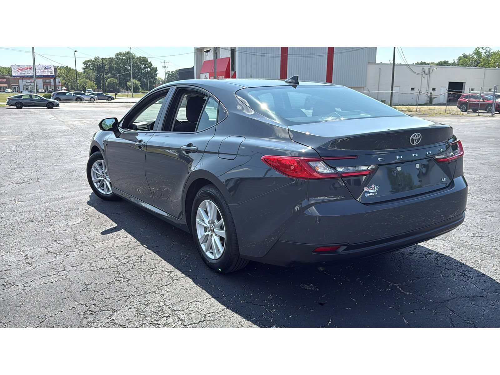 Certified 2025 Toyota Camry LE FWD image 5