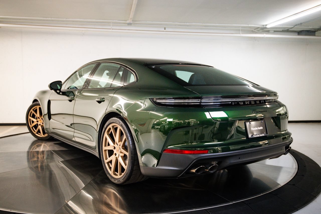 Certified 2025 Porsche Panamera image 3