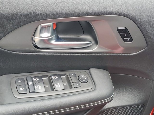 New 2026 Chrysler Pacifica Select image 16