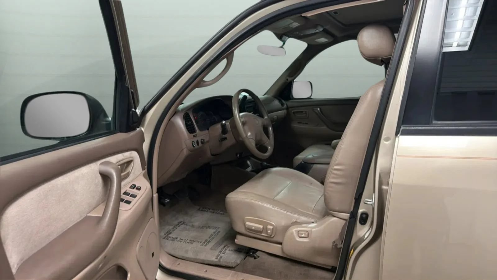 Used 2002 Toyota Sequoia SR5 AWD/4WD image 19