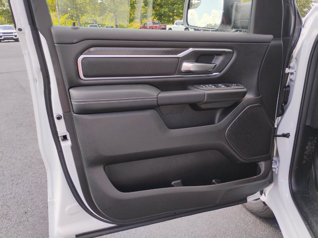 New 2027 RAM 1500 Big Horn w/ Night Edition AWD/4WD image 19
