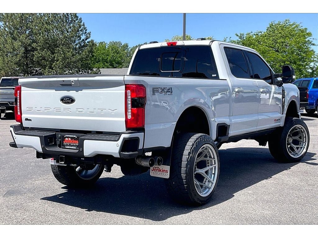 Used 2025 Ford F350 Lariat w/ Lariat Ultimate Package AWD/4WD image 15