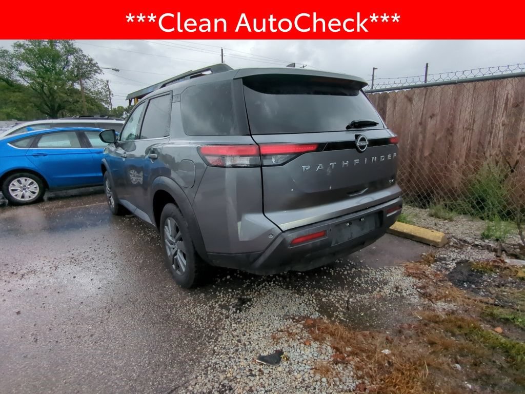 Used 2024 Nissan Pathfinder SV FWD image 4