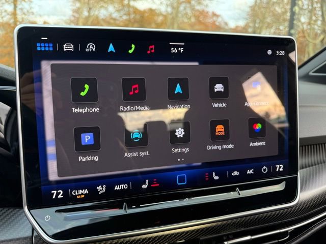 Used 2025 Volkswagen Golf R Black Edition image 30