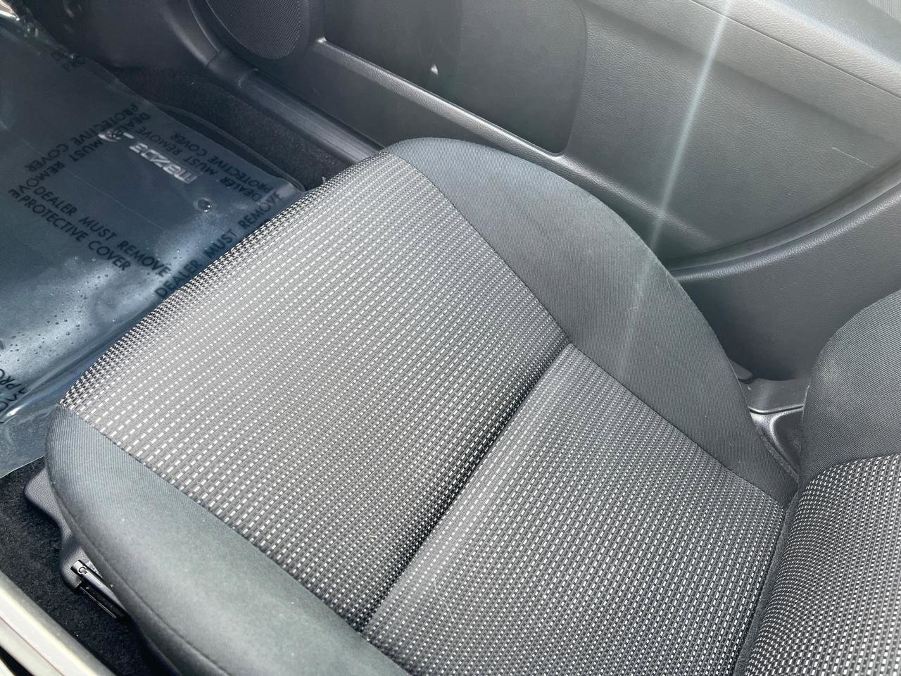 Used 2012 MAZDA MAZDA3 i Touring image 25