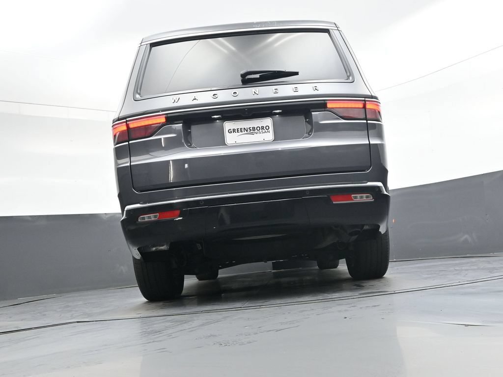 Used 2024 Jeep Wagoneer 4WD w/ Premium Group I image 45