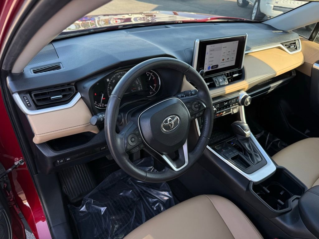 Used 2024 Toyota RAV4 XLE Premium image 19