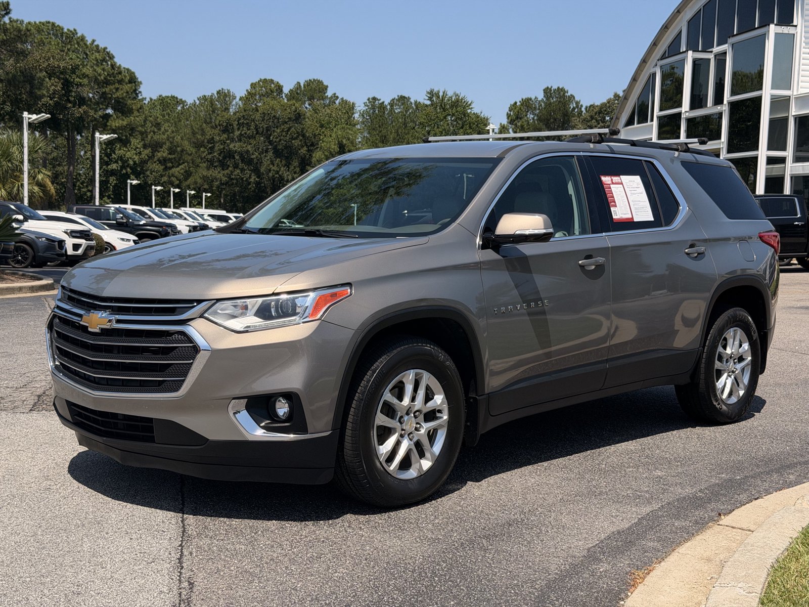 Used 2019 Chevrolet Traverse LT FWD image 7