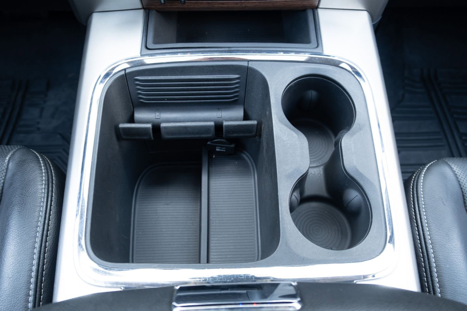 Used 2018 RAM 1500 Laramie w/ Convenience Group image 5